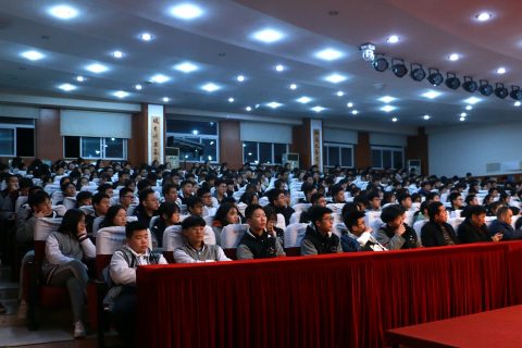 为了明天 法治护航